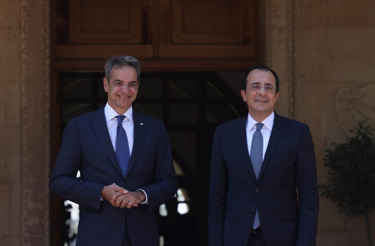 DW για συνάντηση Μητσοτάκη – Χριστοδουλίδη: Τα ελληνοτουρκικά περνούν από την Κύπρο