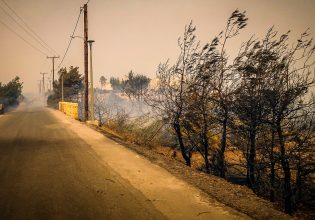 Φωτιά στη Ρόδο: «Ζούμε τραγικές στιγμές» – Συγκλονίζει ο περιφερειάρχης Νοτίου Αιγαίου