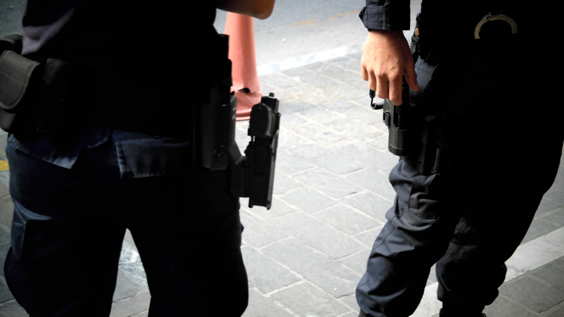 Θλίψη στην Πάτρα - Αστυνομικός κεραυνοβολήθηκε από ρεύμα