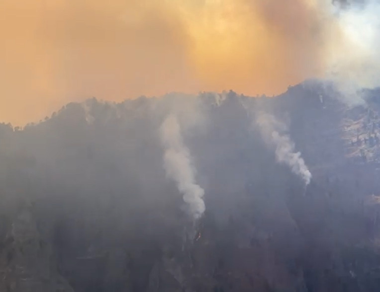 Ισπανία: Μεγάλη πυρκαγιά στα Κανάρια Νησιά - Απομακρύνθηκαν οι κάτοικοι