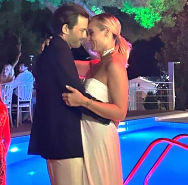 Ελεονώρα Μελέτη: Οι φωτογραφίες του γάμου της που ανέβασε στα social