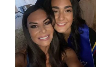 Εύη Βατίδου: Καμαρώνοντας την 18χρονη Μάιρα στην αποφοίτηση