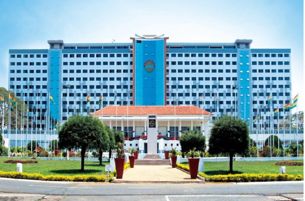 Γκάνα: Πως 176 θανατοποινίτες είχαν «τύχη βουνό» και τελικά… θα ζήσουν