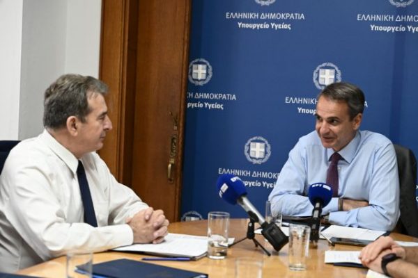 Μητσοτάκης: Ακόμη και σήμερα ΠΝΠ για ενίσχυση του ΕΚΑΒ από Πυροσβεστική και Ένοπλες Δυνάμεις