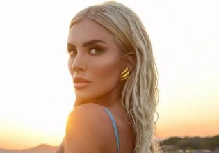 Κατερίνα Καινούργιου: Συνεχίζει σε καλοκαιρινό mood στην Αντίπαρο