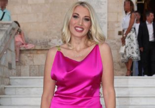 Κωνσταντίνα Σπυροπούλου: Οι ετοιμασίες για βάφτιση του γιου ξεκίνησαν!