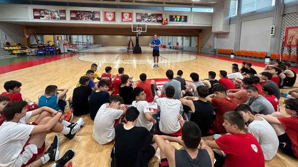 Ποκουσέφσκι: Επέστρεψε στα παλιά του λημέρια