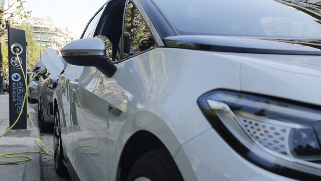 Protergia Charge: τώρα μπορείτε να φορτίσετε και στις διακοπές