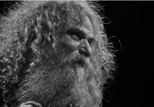 Ψαραντώνης: «Δεν κάνω χωρίς μουσική, είναι σύντροφος»