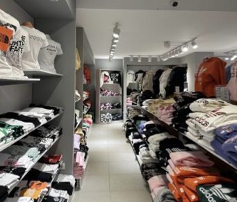 ΣΔΟΕ: Κατάσχεση μεγάλων ποσοτήτων προϊόντων «μαϊμού» σε Ρόδο και Κω