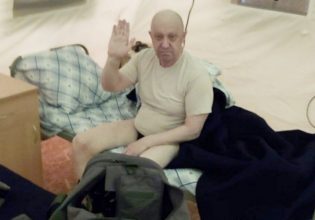 Γεβγκένι Πριγκόζιν: Ντροπιαστική φωτογραφία του αρχηγού της Wagner κάνει τον γύρο του διαδικτύου