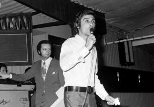 Τόλης Βοσκόπουλος: Ο ανεπανάληπτος τραγουδιστής που ύμνησε την αγάπη και τον έρωτα