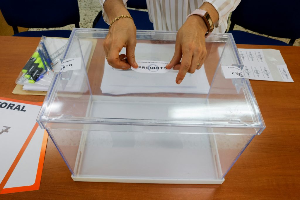 Εκλογές στην Ισπανία: Αντιμέτωπος με την δεξιά ο πρωθυπουργός Πέδρο Σάντσεθ