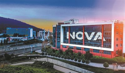 Σε αναζήτηση ρευστότητας η μητρική της Nova