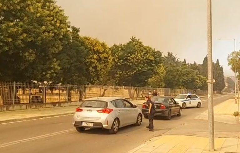 Μαγνησία: Χτυπάνε οι καμπάνες για την εκκένωση στη Νέα Αγχίαλο – Συγκλονιστικές εικόνες