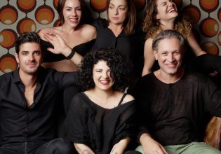 Αιμίλιος Χειλάκης: Στις πρόβες για τη νέα παράσταση