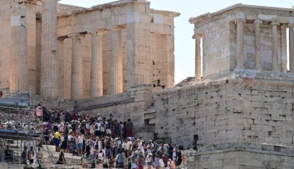 Καύσωνας Κλέων: Κλείνει η Ακρόπολη
