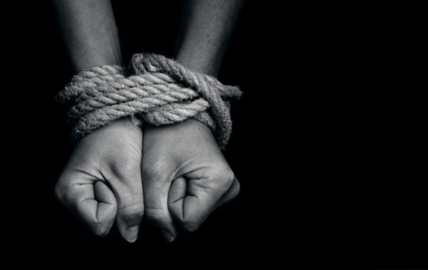 Άνδρας απήγαγε ανήλικη κοπέλα από το Τέξας