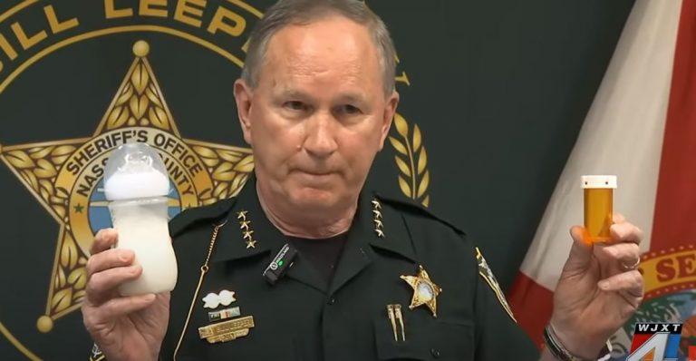 ΗΠΑ: 17χρονη ήθελε να κοιμηθεί, έδωσε στο μωρό της γάλα με φαιντανύλη και το σκότωσε