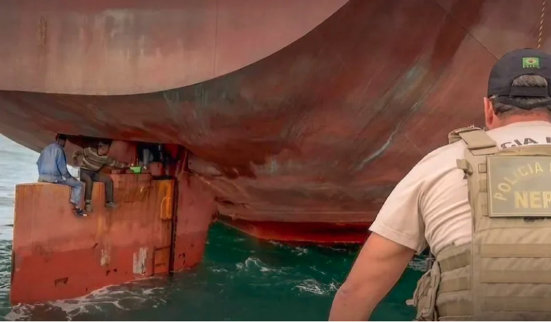 Βραζιλία: Διέσχισαν τον Ατλαντικό κρυμμένοι επί 13 μέρες στο πηδάλιο φορτηγού πλοίου (δείτε βίντεο)