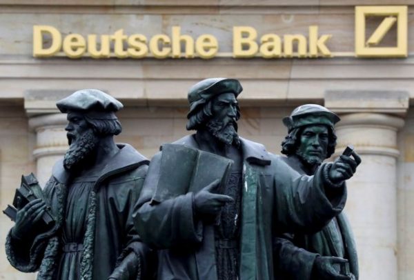 Deutsche Bank: Ανάπτυξη 2,4% στην ελληνική οικονομία το 2023 – Στο 4,3% ο πληθωρισμός