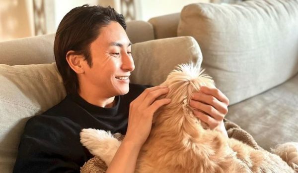 «Είμαι γκέι» – Ποπ σταρ ανοίγει δρόμους στη συντηρητική Ιαπωνία