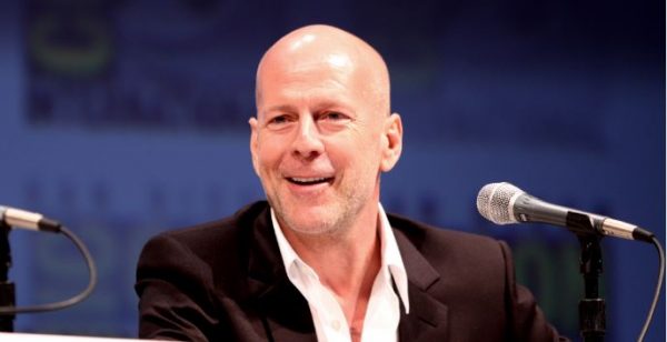 Ελάχιστες θεραπευτικές επιλογές για τον Μπρους Γουίλις καθώς συνεχίζει τη μάχη με την άνοια