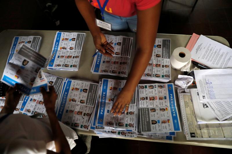 Εκλογές στον Παναμά: Δέκα υποψήφιοι διεκδικούν την προεδρία