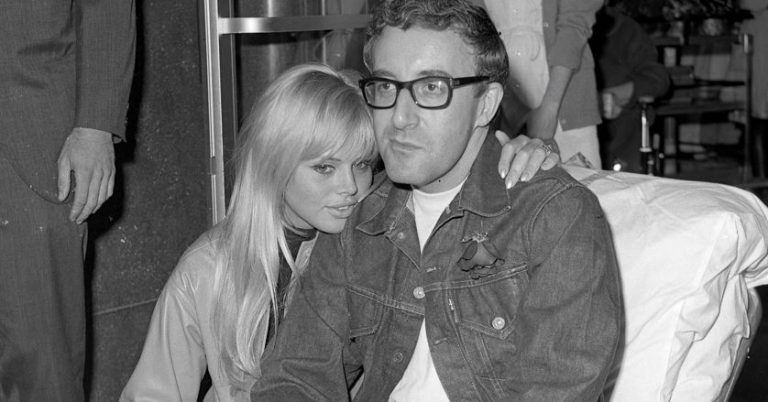 Πίτερ Σέλερς και Μπριτ Έκλαντ – Ένα φουρτουνιασμένο ειδύλλιο που αιχμαλώτισε τη φαντασία του κοινού