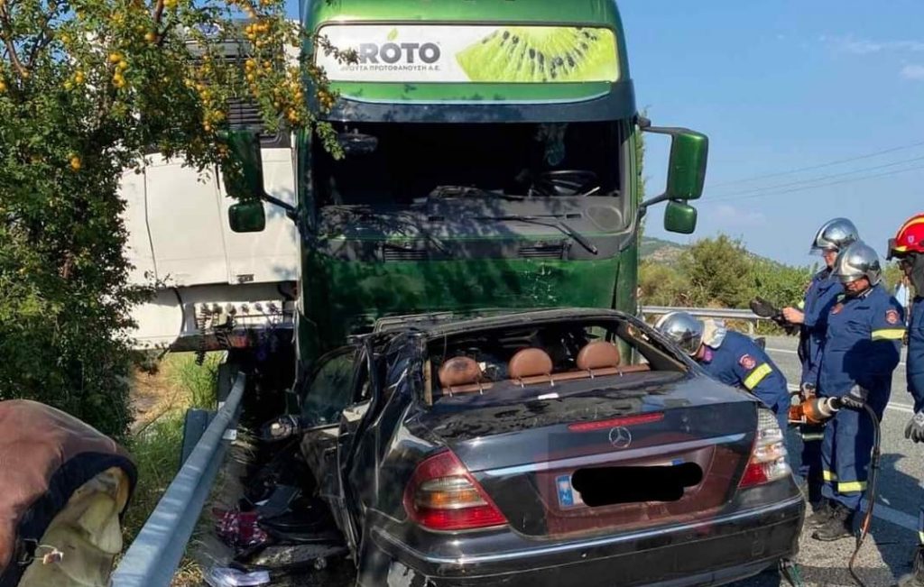 Σοκαριστικές εικόνες από το τροχαίο στην Έδεσσα – Νεκροί 5 επιβάτες, ανάμεσά τους 16χρονος