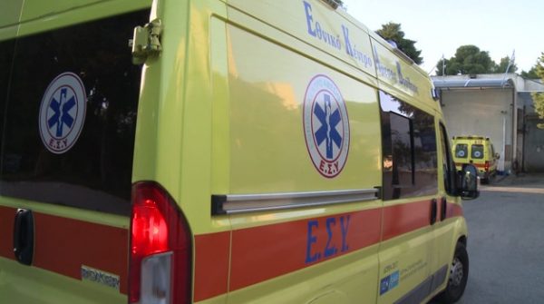 Φωτιά στον Κουβαρά: Δύο εγκλωβισμένοι υπερήλικες στο Λαγονήσι