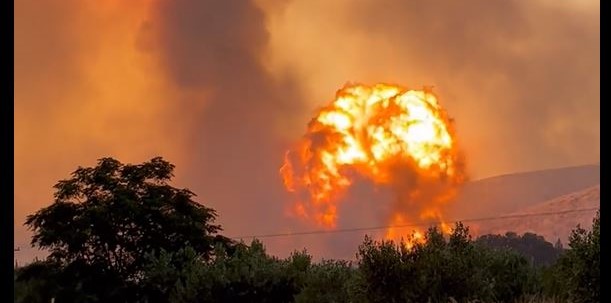 Νέα Αγχίαλος: Συγκλονιστικό βίντεο από την έκρηξη πυρομαχικών - Το πύρινο μανιτάρι και το ωστικό κύμα