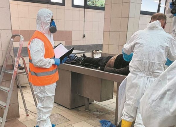 Οι εθελοντές που λύνουν τον γρίφο της ταυτοποίησης των νεκρών