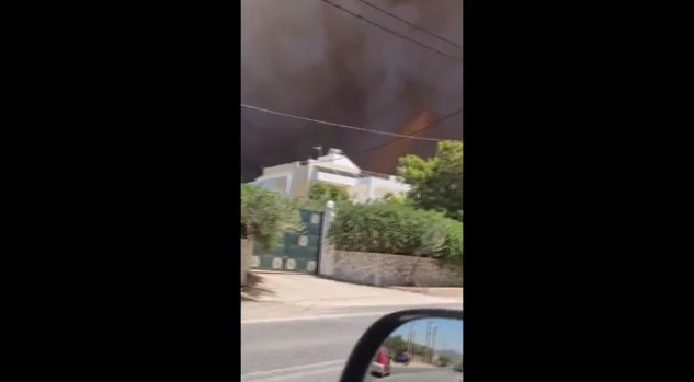 Μεγάλη φωτιά στον Κουβαρά: «Η κατάσταση είναι απελπιστική» - Αγωνιούν οι κάτοικοι