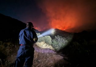 Τρεις εθελοντές τραυματίστηκαν ελαφρά στην κατάσβεση φωτιάς στον Δήμο Σαρωνικού