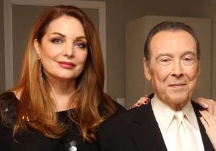 Τόλης Βοσκόπουλος: Η αδημοσίευτη φωτογραφία του με την Άντζελα Γκερέκου από το 1998