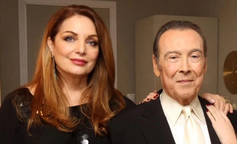 Τόλης Βοσκόπουλος: Η αδημοσίευτη φωτογραφία του με την Άντζελα Γκερέκου από το 1998