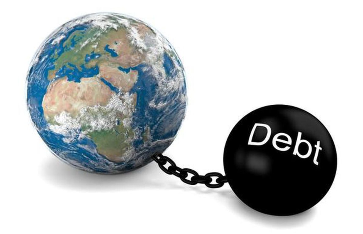 Σε ύψη ρεκόρ το χρέος: Ο πλανήτης χρωστά 92 τρισ. δολάρια - Σε κίνδυνο 3,3 δισ. άνθρωποι