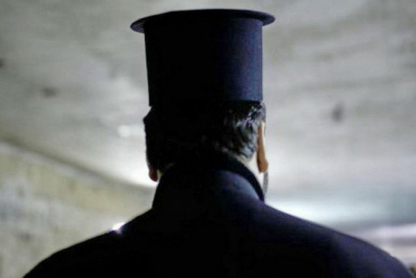 Ιερέας βρέθηκε νεκρός μέσα στο σπίτι του στο Ναύπλιο