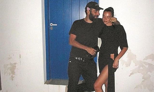 Το ελληνικό καλοκαίρι στα social media των σταρ