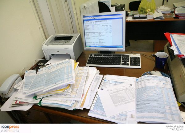 ΑΑΔΕ: Ξεκινάει εκτεταμένη διασταύρωση σε 3,8 εκατομμύρια φορολογουμένους που δηλώνουν έως 10.000 ευρώ