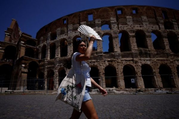 Καύσωνας: Καζάνι που βράζει η Ιταλία – Στους 42 βαθμούς Κελσίου η θερμοκρασία στη Ρώμη