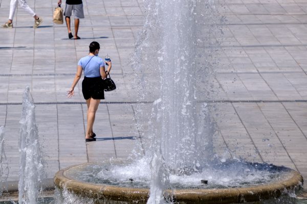 Καύσωνας «Κλέων»: Ο χάρτης με τους κλιματιζόμενους χώρους στην Αττική – Οδηγίες προφύλαξης