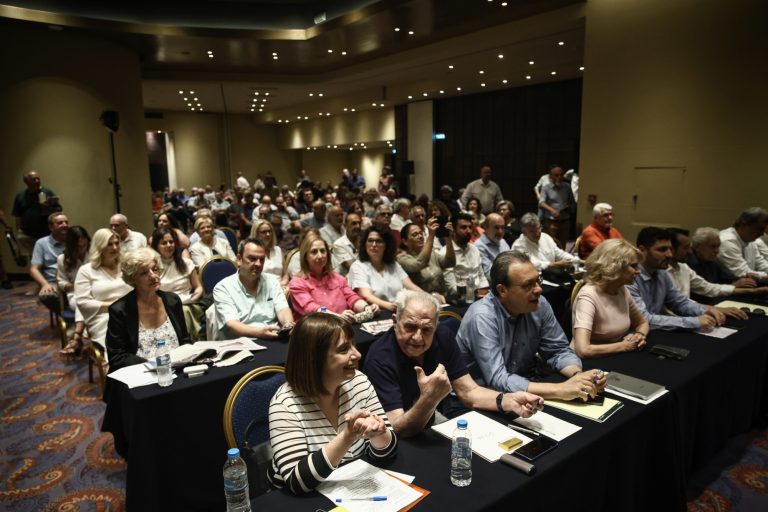 ΣΥΡΙΖΑ: Την Κυριακή η απόφαση για τον οδικό χάρτη – Τέσσερις οι υποψήφιοι για την προεδρία