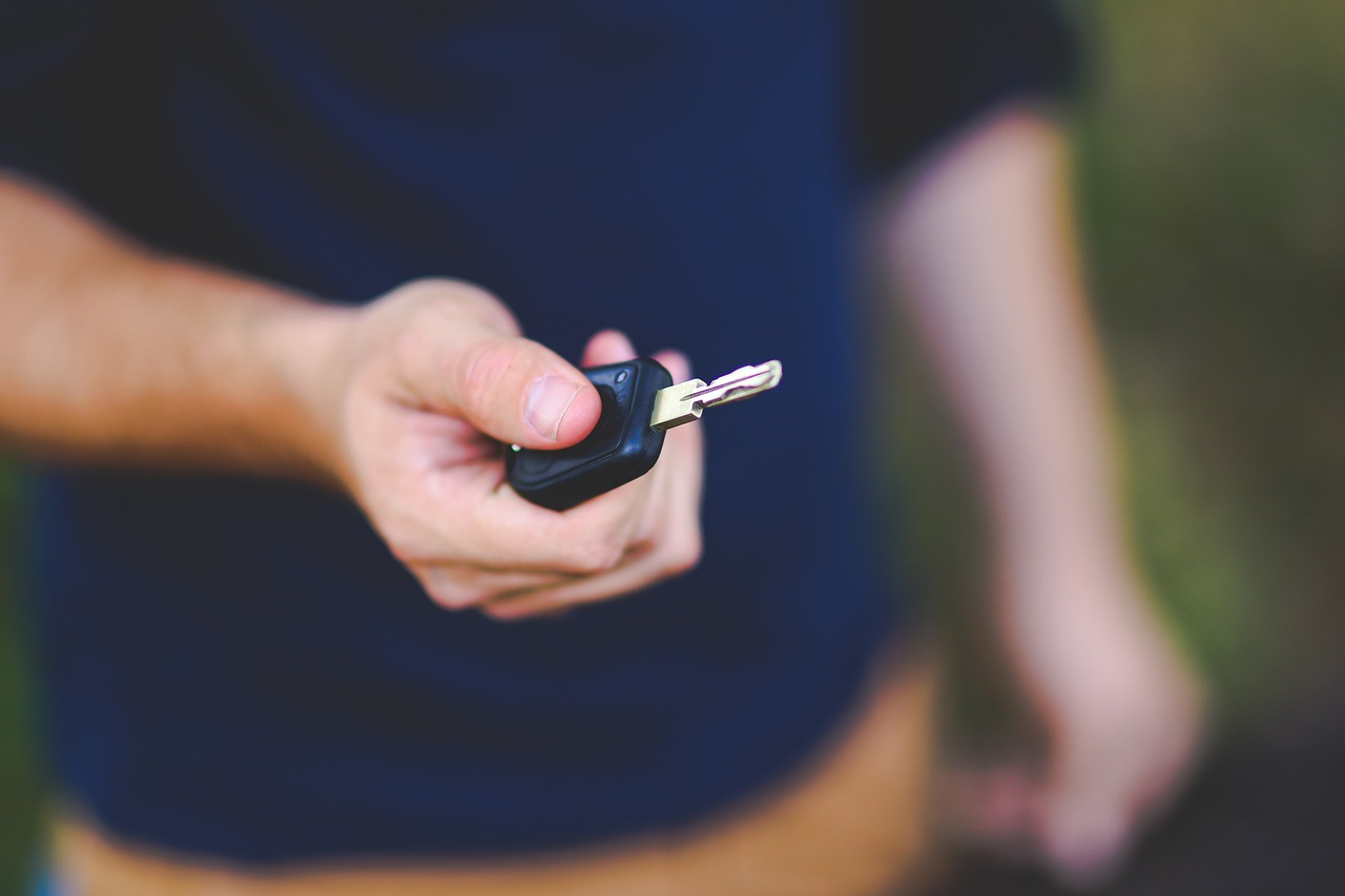 Εσείς γνωρίζετε το απίστευτο κόλπο με το κλειδί του αυτοκινήτου;