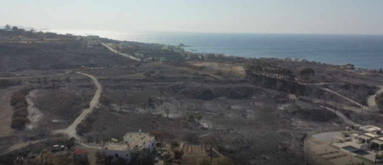 Συγκλονιστικό βίντεο από την καταστροφή στο Κιοτάρι της Ρόδου – Έγιναν όλα στάχτη