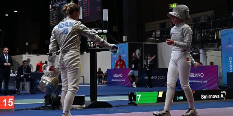 Χειραψίες τέλος στην ξιφασκία μετά το σκάνδαλο «Χάρλαν»