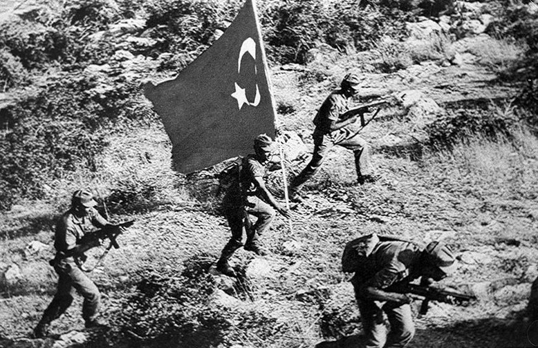 Κύπρος, 20 Ιουλίου 1974: Ο «αιφνιδιασμός», οι υποψίες, τα σχέδια που έμειναν στο συρτάρι