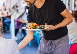 Καταγγελία για ξυλοδαρμό εργαζομένου στην Πάργα: Ζήτησε τους μισθούς του και τον πλάκωσαν στο ξύλο