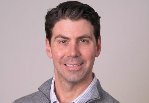 Επέζησε από την 11η Σεπτεμβρίου και πέθανε προσπαθώντας να σώσει παιδιά που πνίγονταν